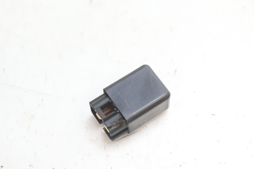 photo de RELAIS ELECTRIQUE SUZUKI SV S 650 (2003 - 2009) - Vue principale