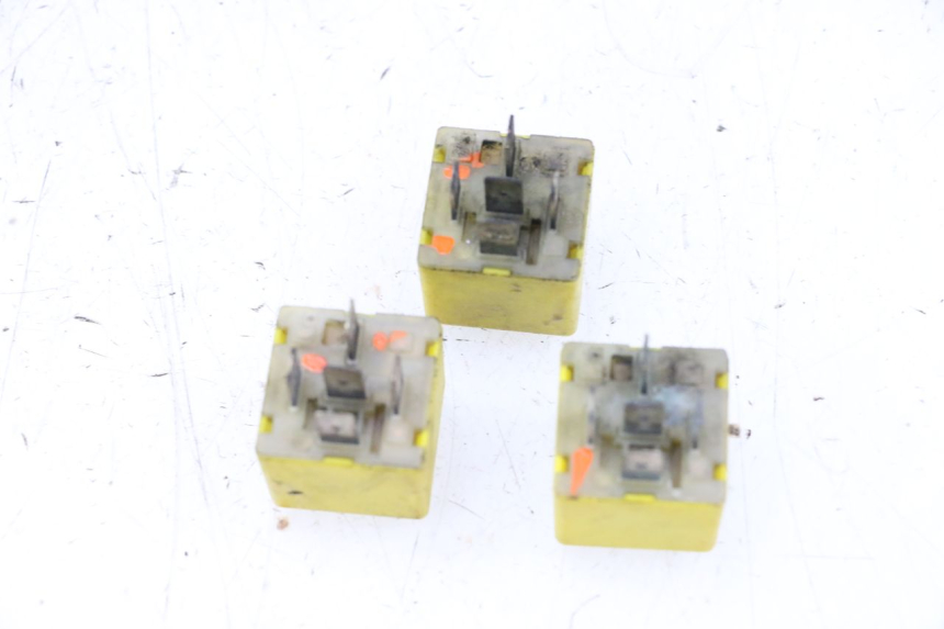 photo de RELAIS ELECTRIQUE PIAGGIO VESPA GTS SUPER IE 125 (2009 - 2016) - Détail de la pièce