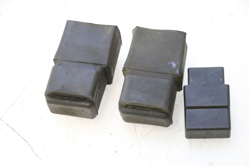 photo de RELAIS ELECTRIQUE HONDA VFR FI RC46 800 (1998 - 2001) - Détail de la pièce