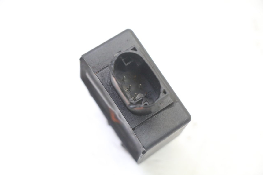photo de RELAIS ELECTRIQUE PEUGEOT VIVACITY 50 (2004 - 2009)