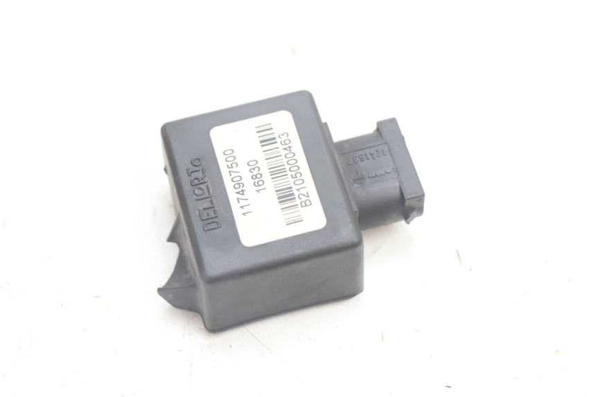 photo de RELAIS ELECTRIQUE PEUGEOT VIVACITY 50 (2004 - 2009) - Zoom état d’usage
