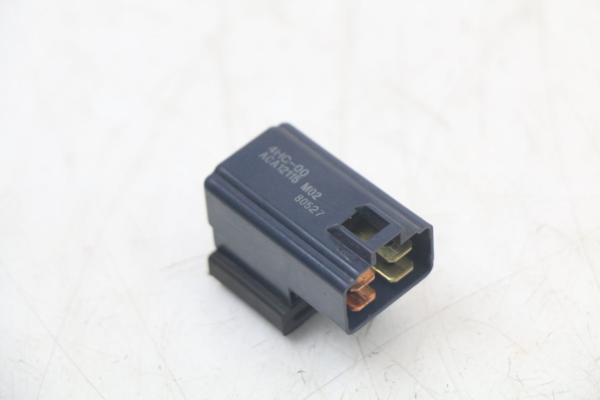 photo de RELAIS ELECTRIQUE YAMAHA X-MAX XMAX 250 (2006 - 2009)