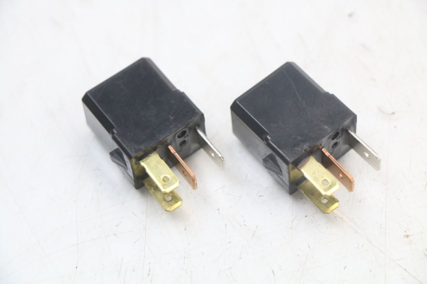 photo de RELAIS ELECTRIQUE YAMAHA X-MAX XMAX 250 (2006 - 2009)