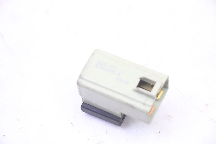 photo de RELAIS ELECTRIQUE YAMAHA X-MAX XMAX 125 (2010 - 2014)