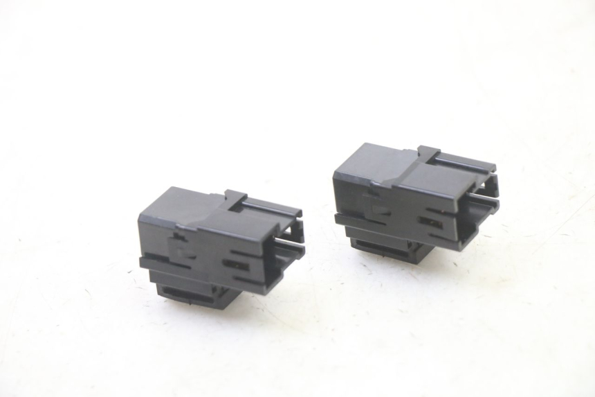 photo de RELAIS ELECTRIQUE YAMAHA XMAX X-MAX 125 (2021 - 2025) - Vue principale