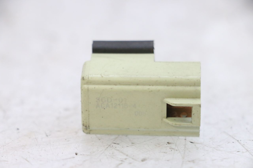 photo de RELAIS ELECTRIQUE YAMAHA X-MAX XMAX 125 (2010 - 2014) - Détail de la pièce