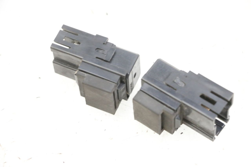 photo de RELAIS ELECTRIQUE YAMAHA X-MAX XMAX 125 (2010 - 2014) - Zoom état d’usage