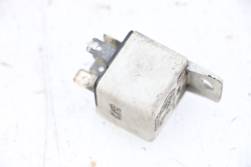 photo de RELAIS ELECTRIQUE PIAGGIO X8 125 (2004 - 2007) - Zoom état d’usage