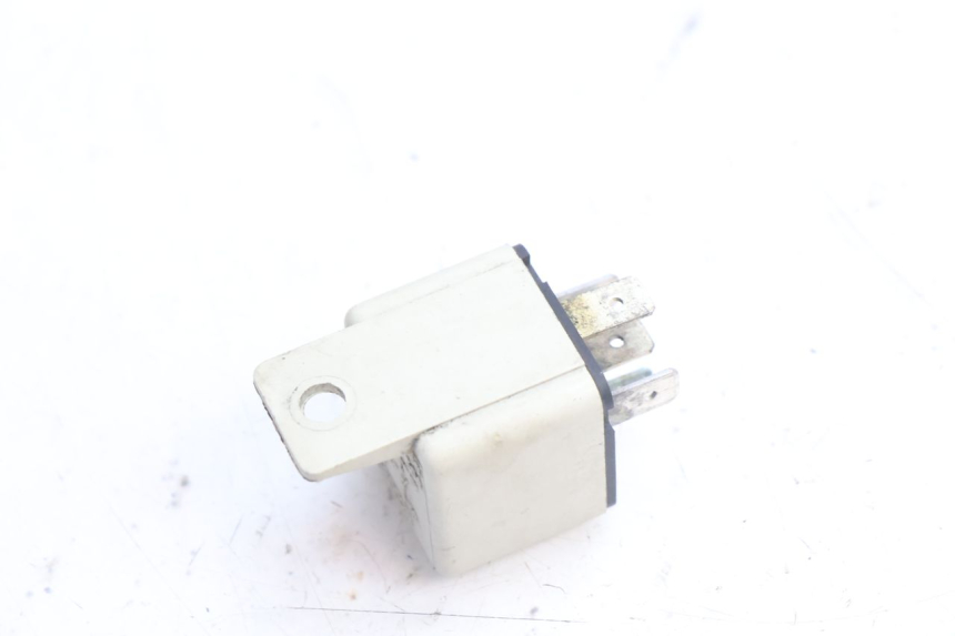 photo de RELAIS ELECTRIQUE PIAGGIO X9 AMALFI 180 (2000 - 2003) - Zoom état d’usage