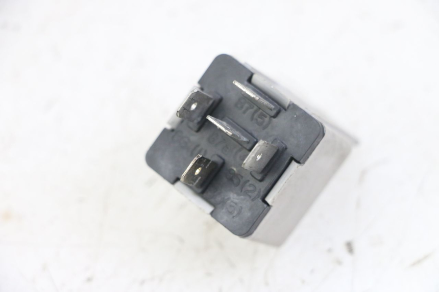 photo de RELAIS ELECTRIQUE PIAGGIO XEVO - X EVO 125 (2007 - 2016) - Détail de la pièce