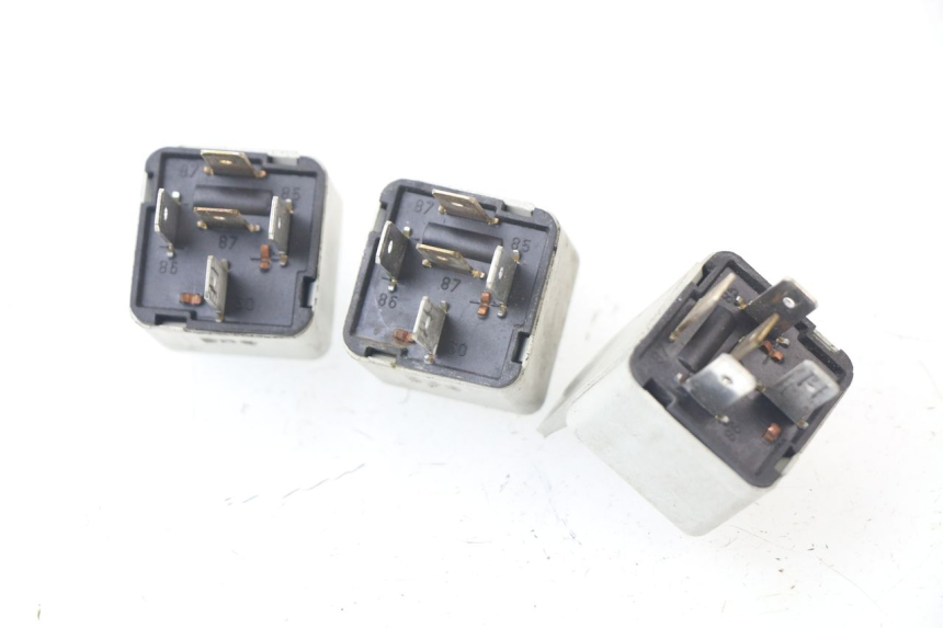 photo de RELAIS ELECTRIQUE PIAGGIO XEVO X-EVO 250 (2007 - 2012)