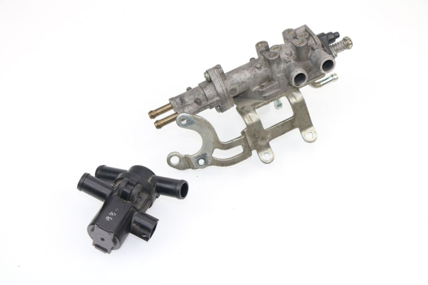 photo de RELAIS ELECTRIQUE YAMAHA FZ6 FAZER 600 (2007 - 2010)