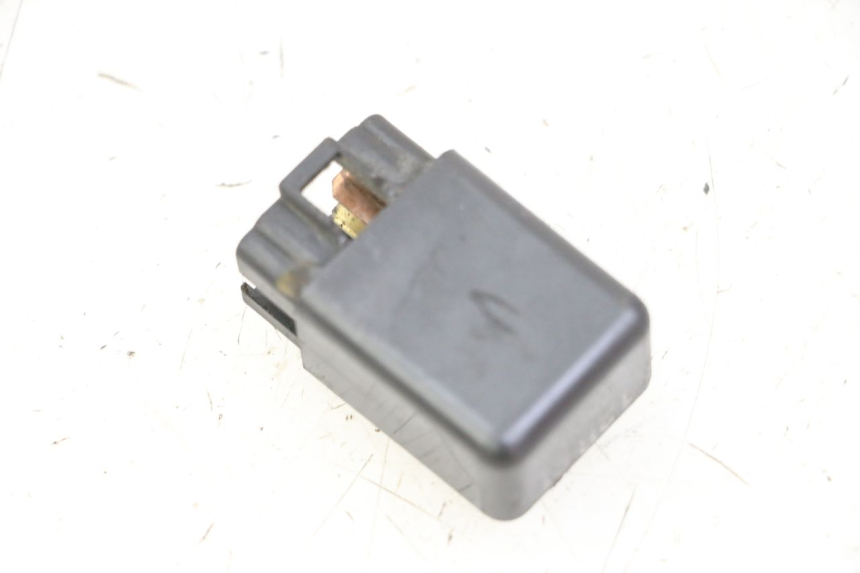 photo de RELAIS ELECTRIQUE YAMAHA SR 125 (1982 - 2003)