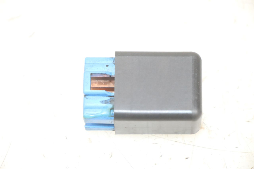 photo de RELAIS ELECTRIQUE YAMAHA XJN DIVERSION 600 (2000 - 2003)