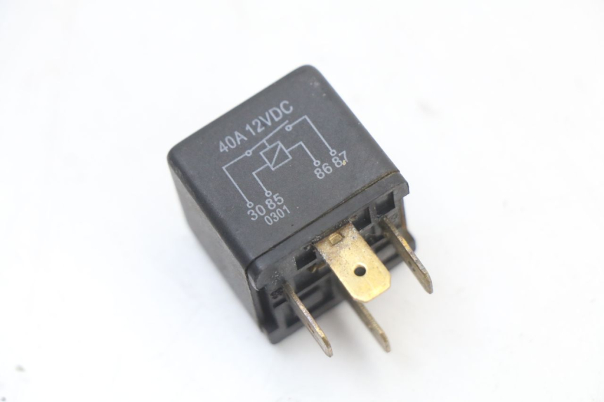 photo de RELAIS ELECTRIQUE YAMAHA YP MAJESTY 125 (2002 - 2006)