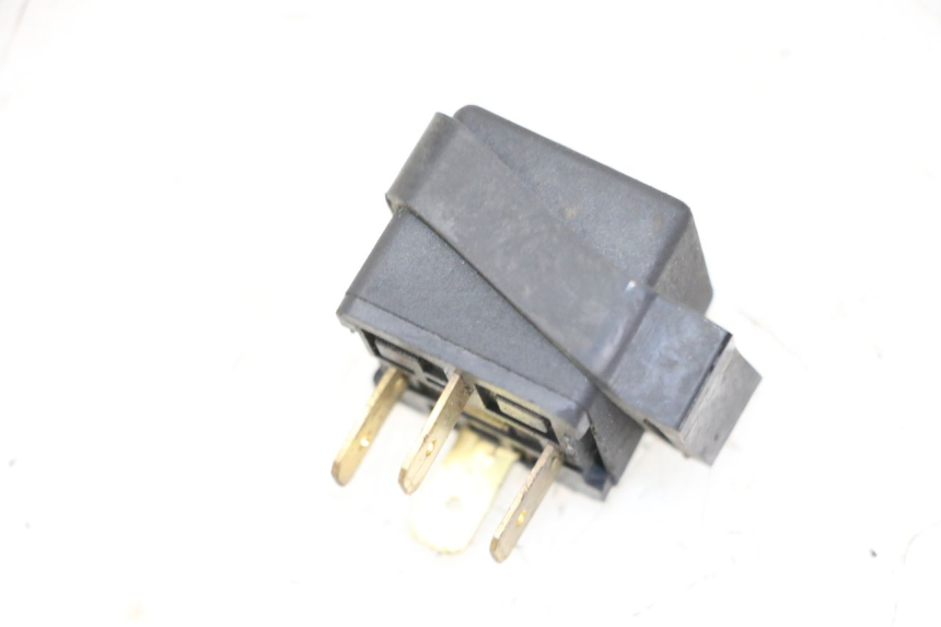 photo de RELAIS ELECTRIQUE YAMAHA YP MAJESTY 125 (2007 - 2010)