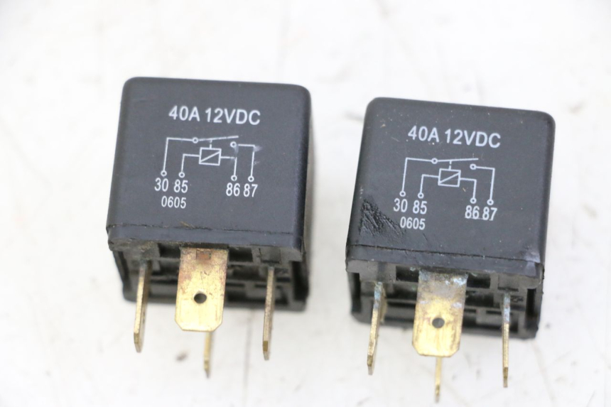 photo de RELAIS ELECTRIQUE YAMAHA YP MAJESTY 125 (2002 - 2006)