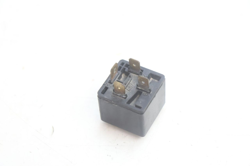 photo de RELAIS ELECTRIQUE YAMAHA YP MAJESTY 125 (2002 - 2006) - Zoom état d’usage