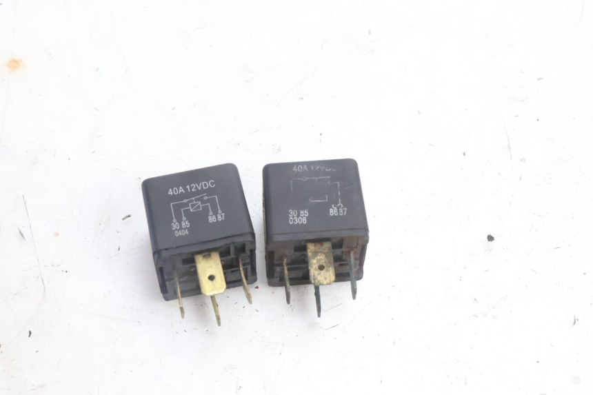 photo de RELAIS ELECTRIQUE YAMAHA YP MAJESTY 125 (2007 - 2010) - Détail de la pièce