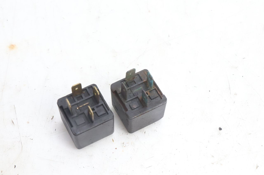 photo de RELAIS ELECTRIQUE YAMAHA YP MAJESTY 125 (2007 - 2010) - Zoom état d’usage