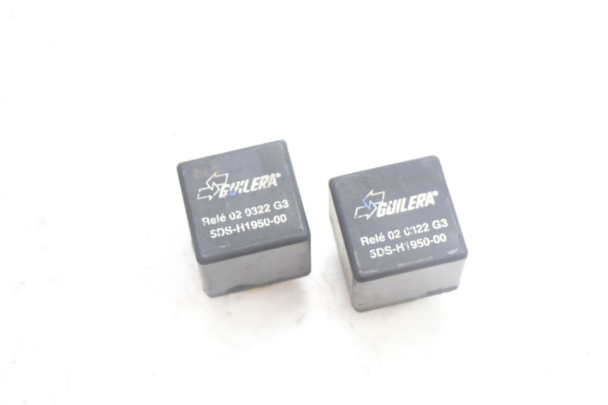 photo de RELAIS ELECTRIQUE YAMAHA YP MAJESTY 125 (2002 - 2006) - Vue principale