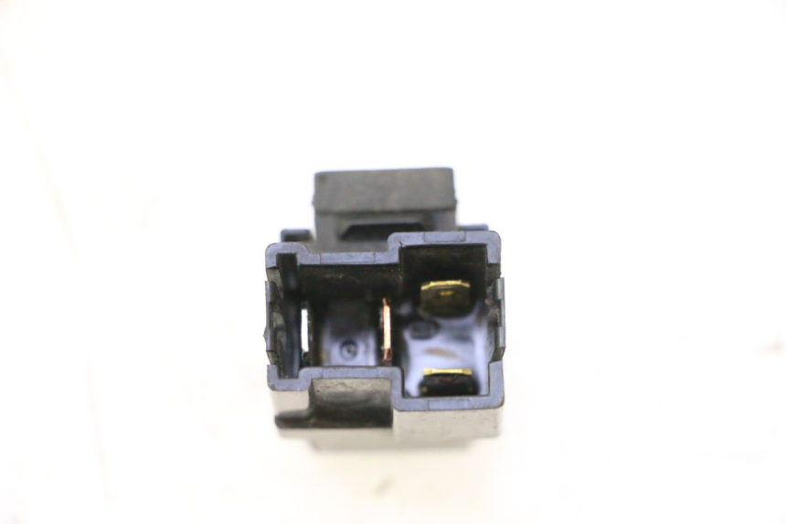 photo de RELAIS ELECTRIQUE YAMAHA YZF R6 600 (2008 - 2009) - Détail de la pièce