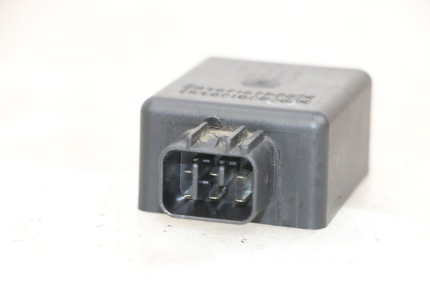 photo de RELAIS ELECTRIQUE KAWASAKI ZR 7 750 (1999 - 2001) - Détail de la pièce