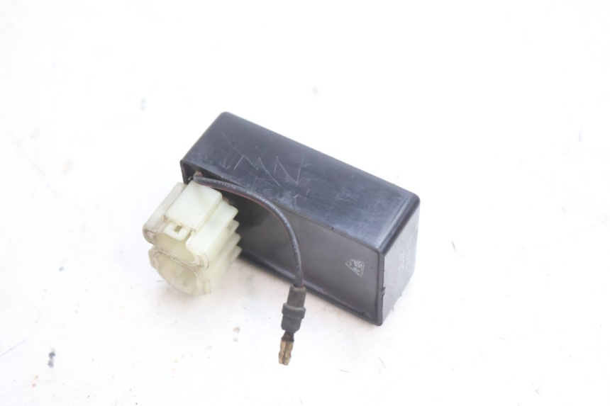 photo de RELAIS PHARE KYMCO SUPER 8 2T 50 (2007 - 2013) - Autre angle de vue