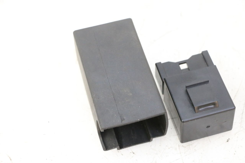 photo de RELAIS POMPE À ESSENCE YAMAHA MT-07 MT07 ABS 700 (2014 - 2017)