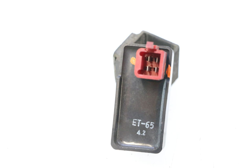 photo de RELAIS POMPE À ESSENCE HONDA ST PAN EUROPEAN 1100 (1990 - 2002) - Autre angle de vue