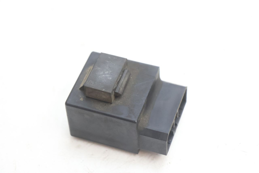 photo de RELAIS POMPE À ESSENCE YAMAHA YZF R GENESIS 750 (1993 - 1998) - Détail de la pièce