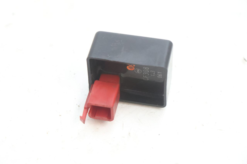 photo de RELAIS POMPE À ESSENCE KAWASAKI ZX-6R ZX6R 600 (2000 - 2002) - Vue principale