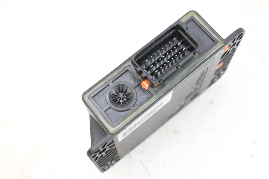 photo de RELAIS ROLL LOCK PIAGGIO MP3 HPE 300 (2019 - 2026) - Vue d’ensemble