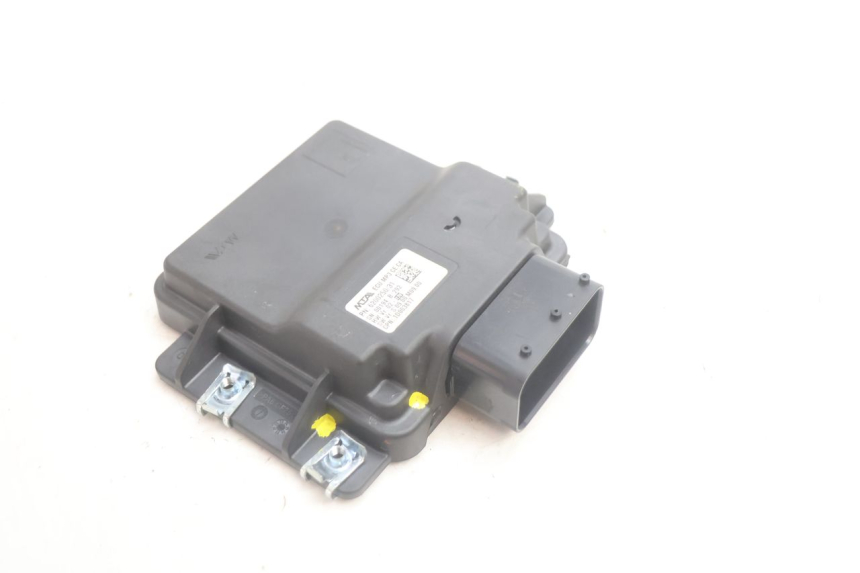 photo de RELAIS ROLL LOCK PIAGGIO MP3 HPE 530 (2022 - 2026) - Vue principale