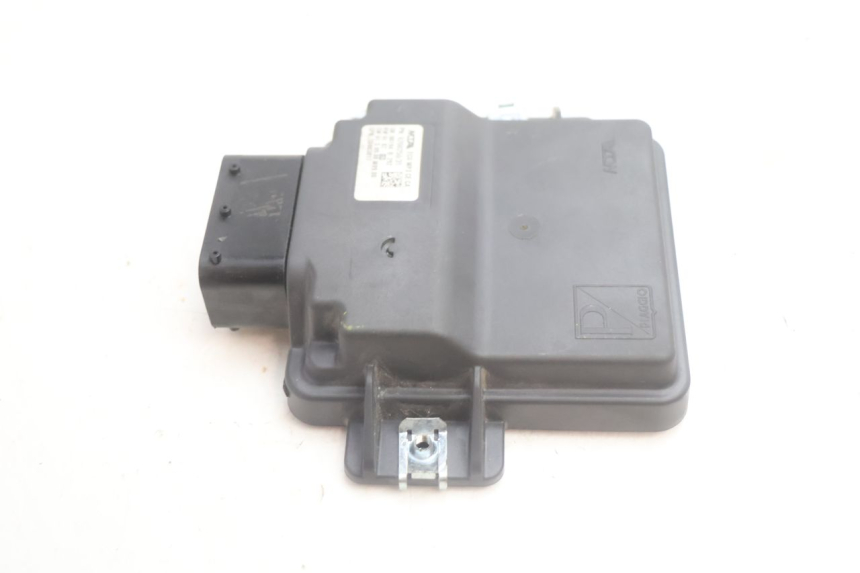 photo de RELAIS ROLL LOCK PIAGGIO MP3 HPE 530 (2022 - 2026) - Zoom état d’usage