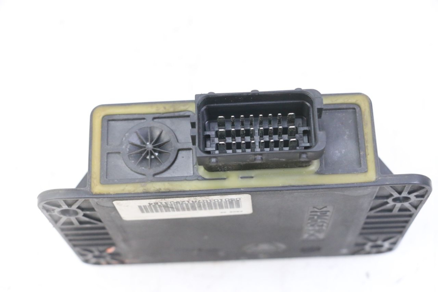 photo de RELAIS ROLL LOCK PIAGGIO MP3 LT 400 (2007 - 2012)