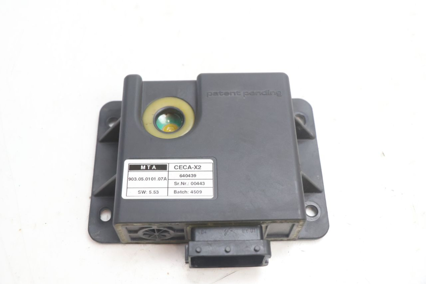 photo de RELAIS ROLL LOCK PIAGGIO MP3 LT 400 (2007 - 2012) - Vue principale