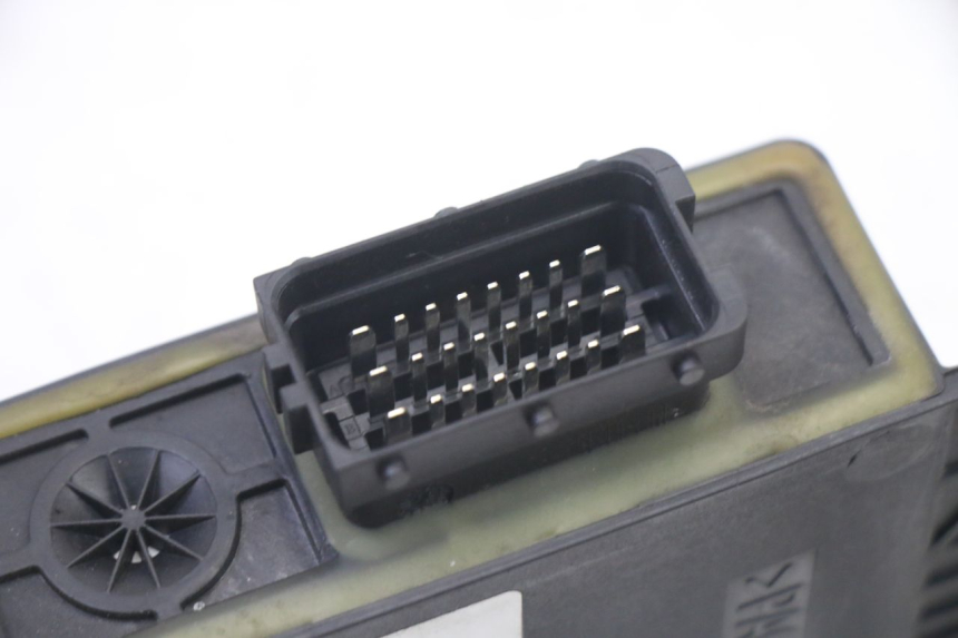 photo de RELAIS ROLL LOCK PIAGGIO MP3 500 (2011 - 2015)