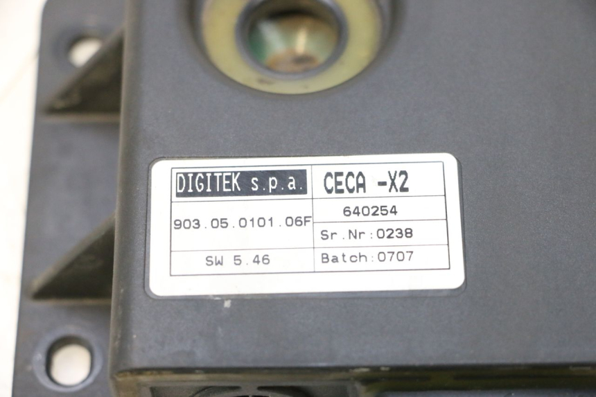 photo de RELAIS ROLL LOCK PIAGGIO MP3 125 (2006 - 2014) - Détail de la pièce