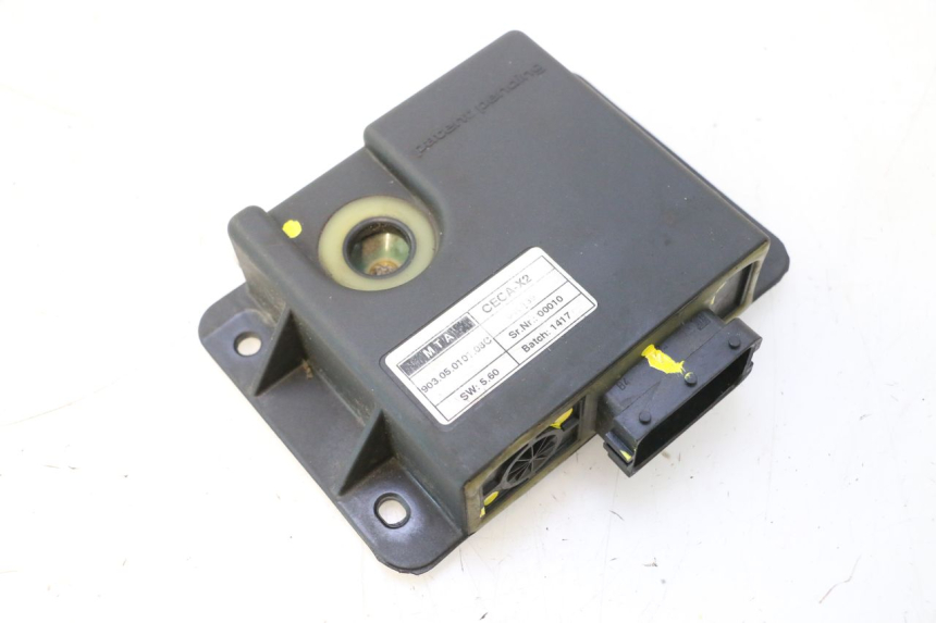 photo de RELAIS ROLL LOCK PIAGGIO MP3 500 (2016 - 2018) - État de surface