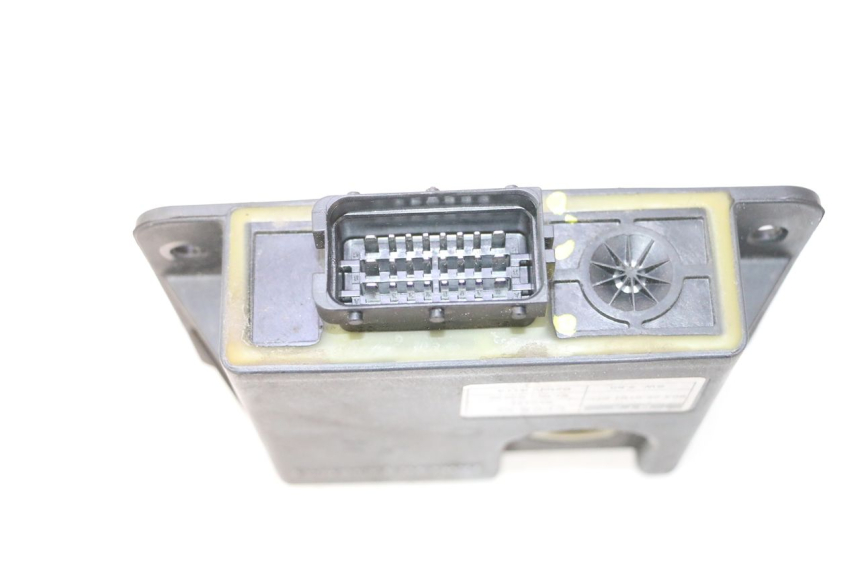 photo de RELAIS ROLL LOCK PIAGGIO MP3 500 (2011 - 2015) - Autre angle de vue