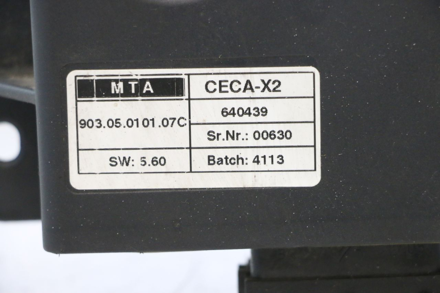 photo de RELAIS ROLL LOCK PIAGGIO MP3 500 (2011 - 2015) - État de surface