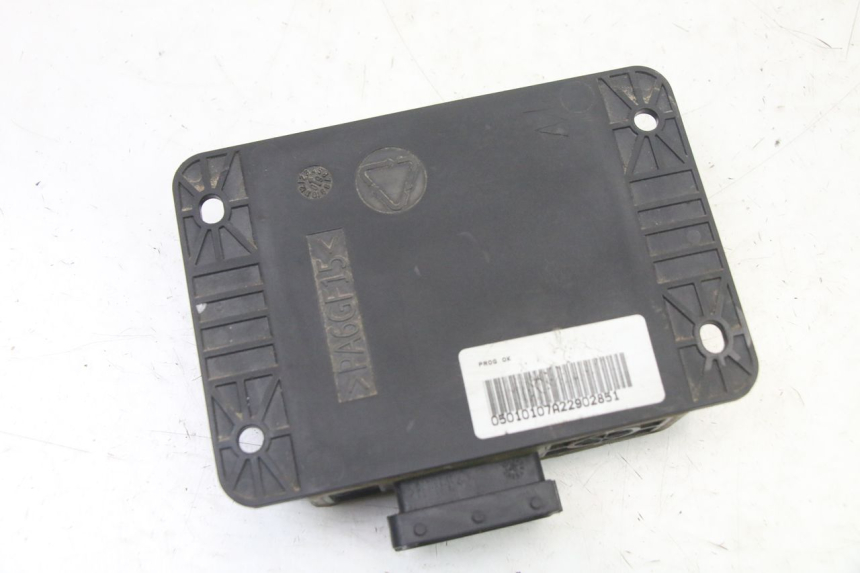photo de RELAIS ROLL LOCK PIAGGIO MP3 LT 400 (2007 - 2012)