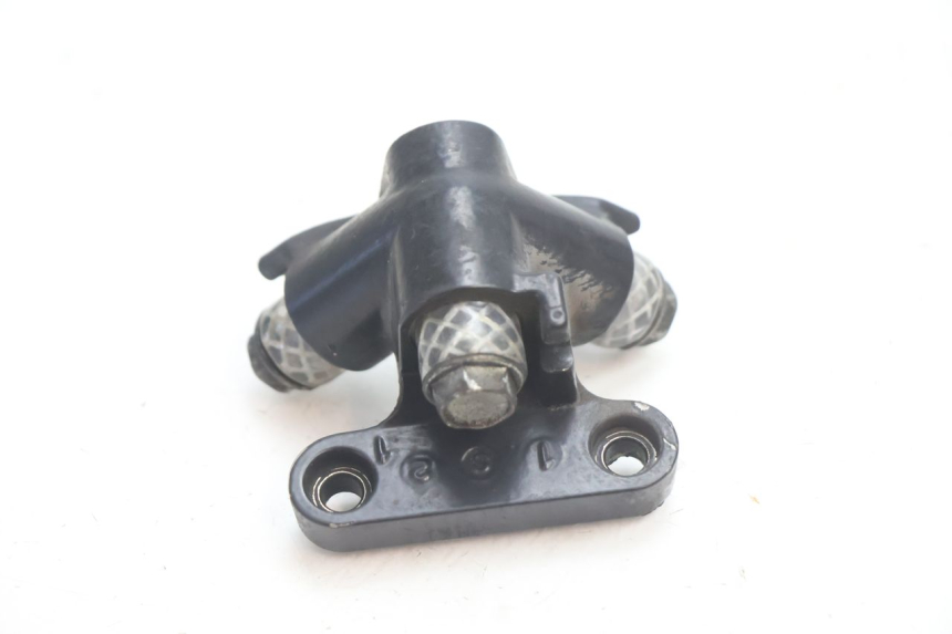 photo de REPARTITEUR FREIN KAWASAKI GPX F ZX750F 750 (1986 - 1990) - Zoom état d’usage