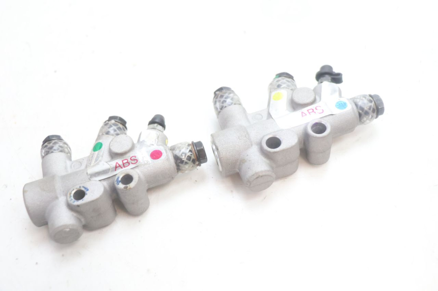 photo de REPARTITEUR FREIN PIAGGIO MP3 HPE 530 (2022 - 2026) - Zoom état d’usage