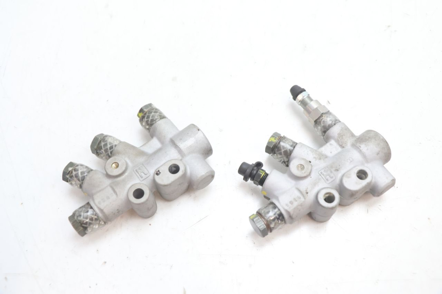photo de REPARTITEUR FREIN PIAGGIO MP3 LT 300 (2010 - 2016) - Vue principale