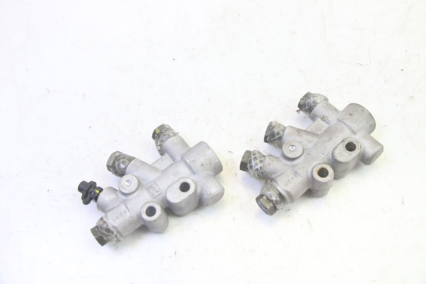 photo de REPARTITEUR FREIN PIAGGIO MP3 RL 250 (2007 - 2010) - Vue principale