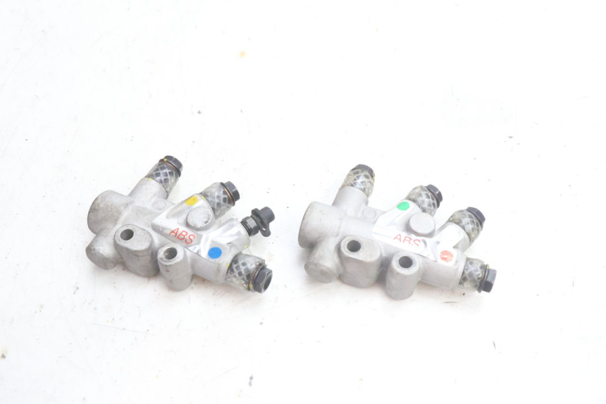 photo de REPARTITEUR FREIN PIAGGIO MP3 500 (2016 - 2018) - Vue principale