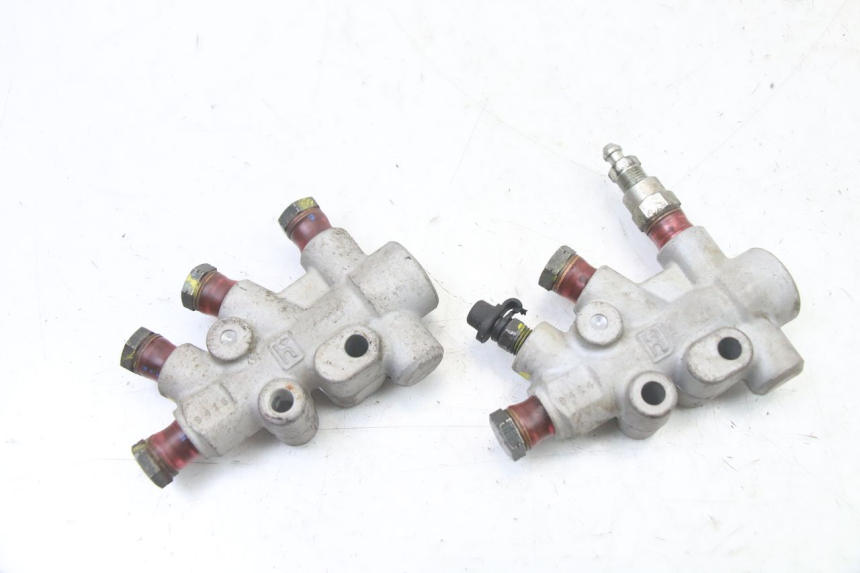 photo de REPARTITEUR FREIN PIAGGIO MP3 LT 400 (2007 - 2012)