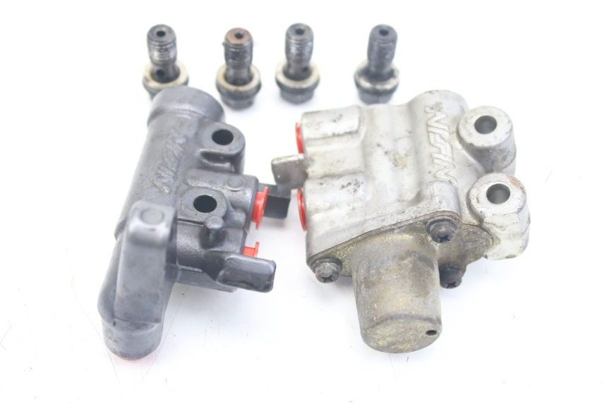 photo de REPARTITEUR FREIN HONDA VFR FI RC46 800 (1998 - 2001) - Autre angle de vue